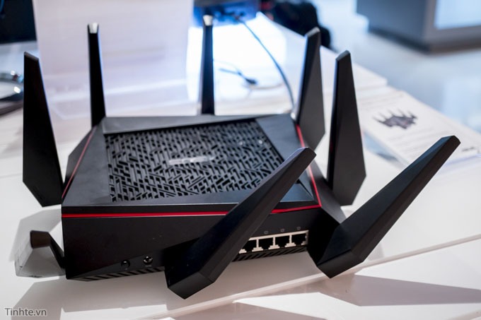 Trên tay ASUS RT-AC5300 - router wifi nhanh nhất thế giới