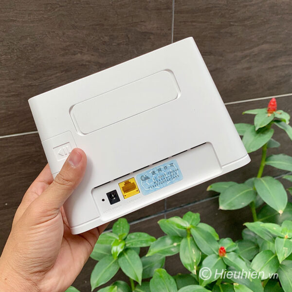 Huawei B311As-853 - Bộ phát WiFi 4G dành cho xe khách 32 user có WAN/LAN 1Gbps - Ảnh 6