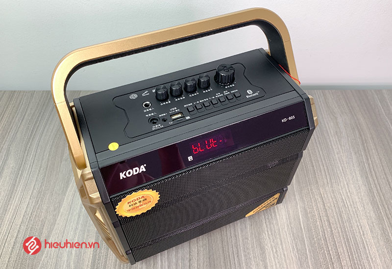 loa karaoke di dong koda kd 605 cong xuat 30w 01