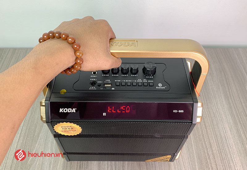 loa karaoke di dong koda kd 605 cong xuat 30w 07