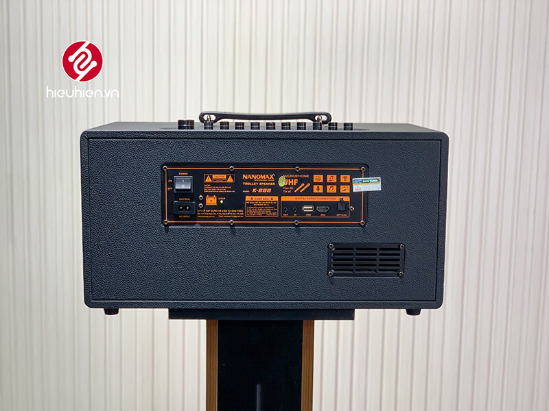 mặt sau của loa nanomax k888
